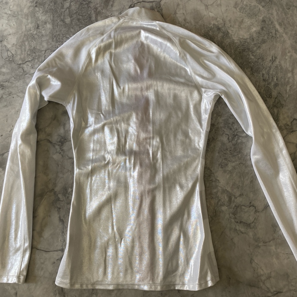 Pretty-a-Surf Basta Rash Guard, Size XS - Picture 2 of 5